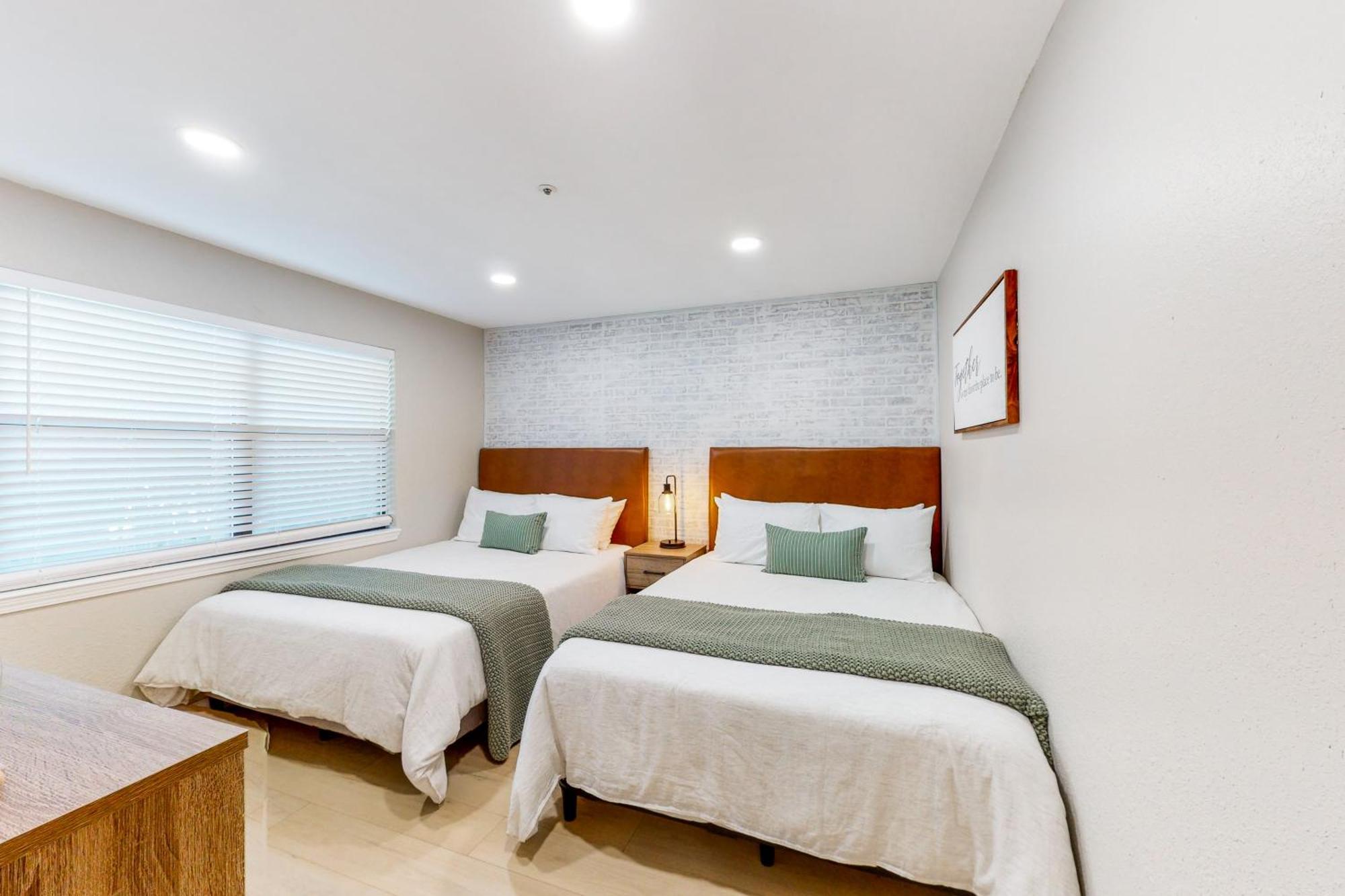 Lofty Retreat & Paradise Pointe 브랜슨 객실 사진