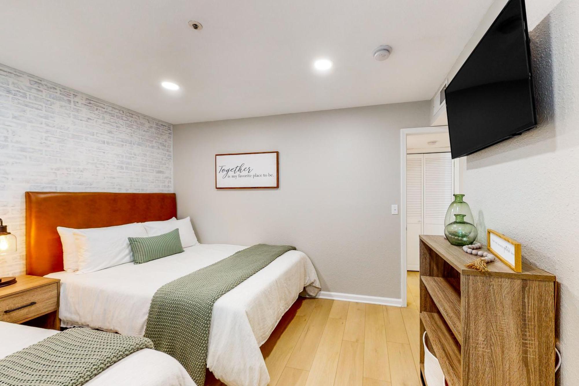 Lofty Retreat & Paradise Pointe 브랜슨 객실 사진